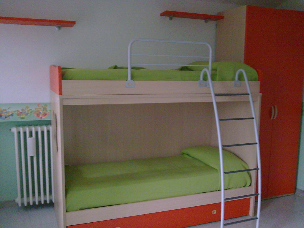 Villa Casa Dei Ciliegi CastellʼAlfero Habitación foto