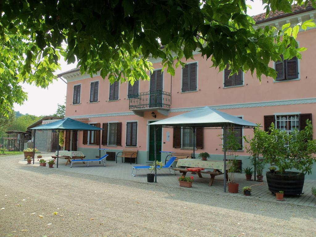 Villa Casa Dei Ciliegi CastellʼAlfero Habitación foto