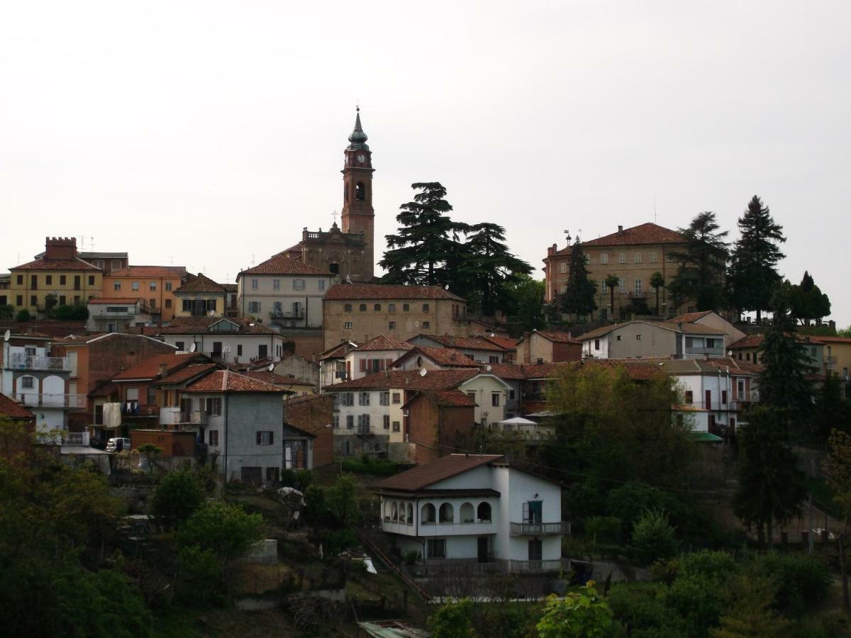 Villa Casa Dei Ciliegi CastellʼAlfero Exterior foto